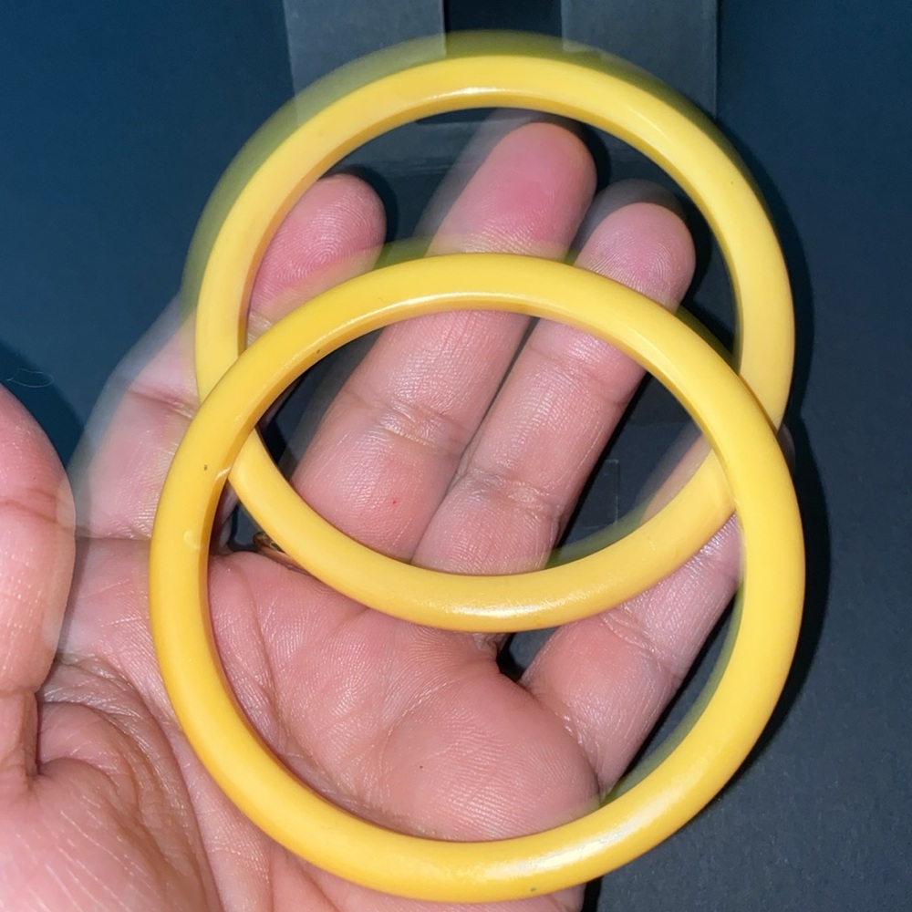 Bakelite Bangle Bracelets - image 5